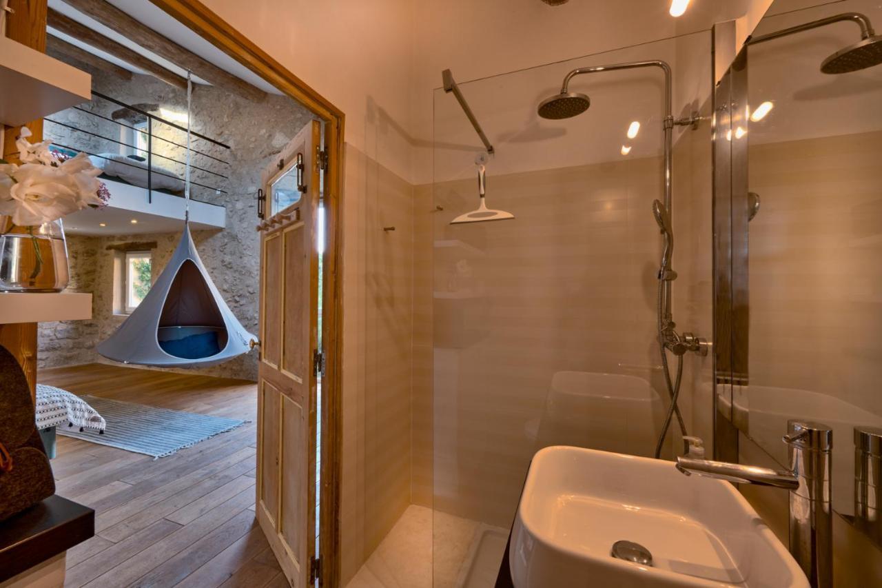 Maison Lou Roucas Cabrieres-d'Aigues Εξωτερικό φωτογραφία