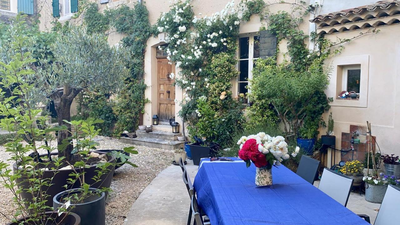 Maison Lou Roucas Cabrieres-d'Aigues Εξωτερικό φωτογραφία